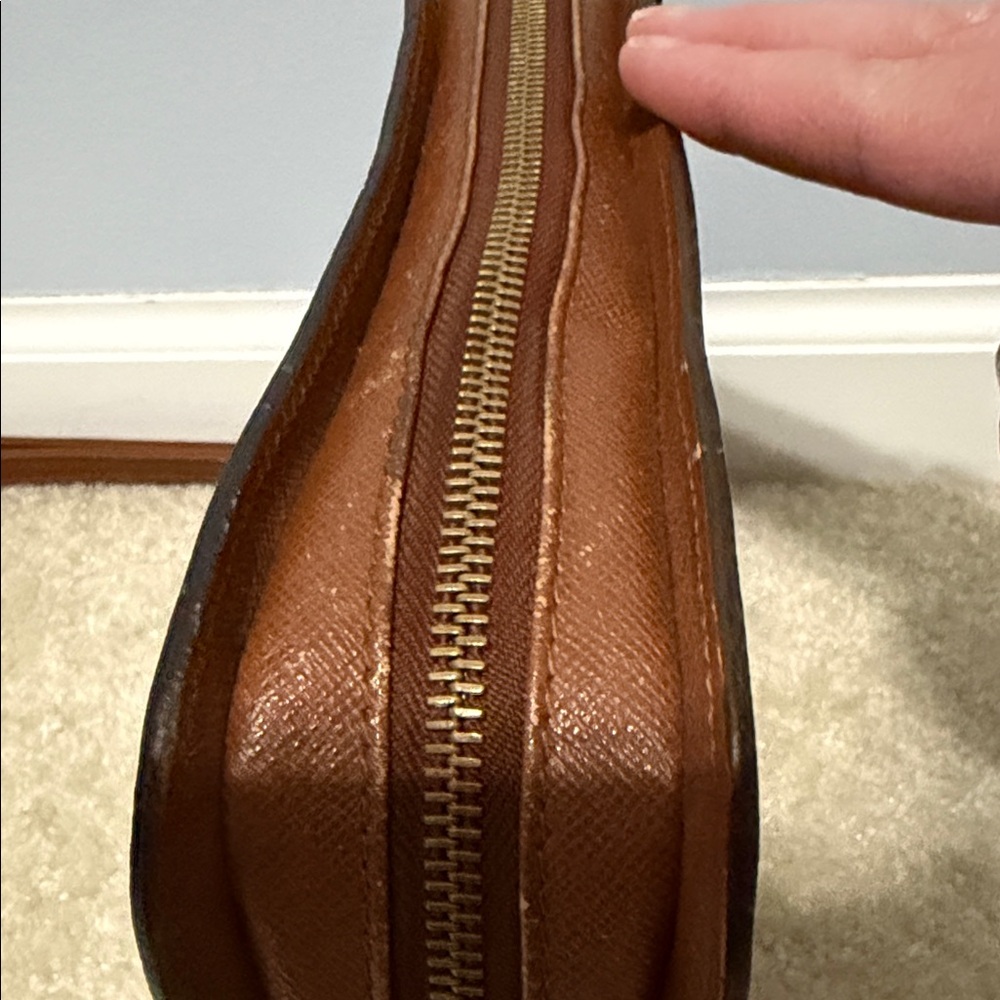 Louis Vuitton Monogram Orsay PM - Picture 6 of 14